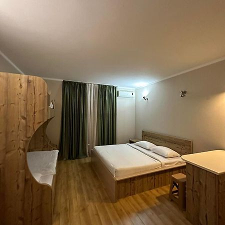 Ferienwohnung Mariam Sea Towers Batumi Exterior foto