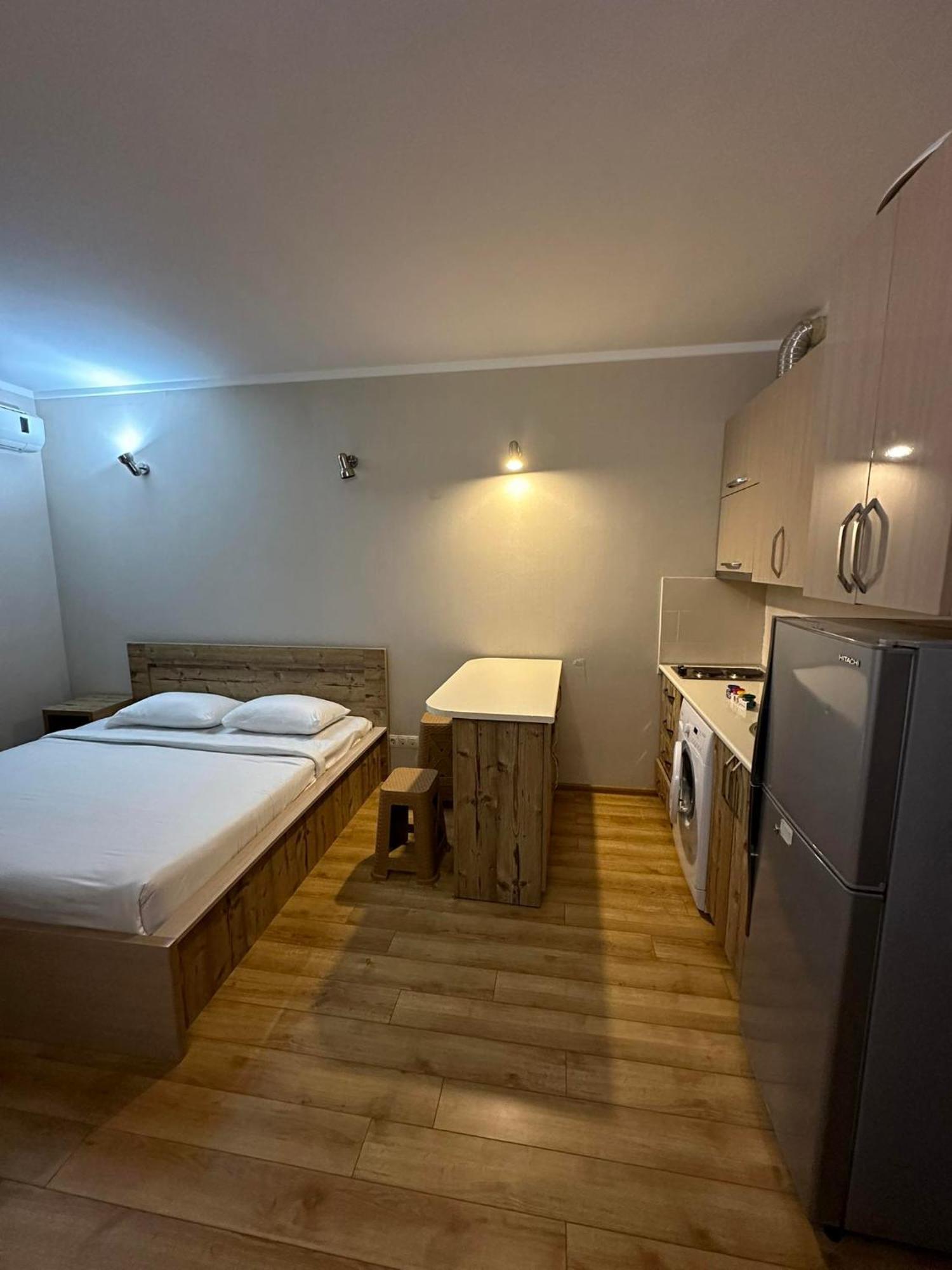 Ferienwohnung Mariam Sea Towers Batumi Exterior foto