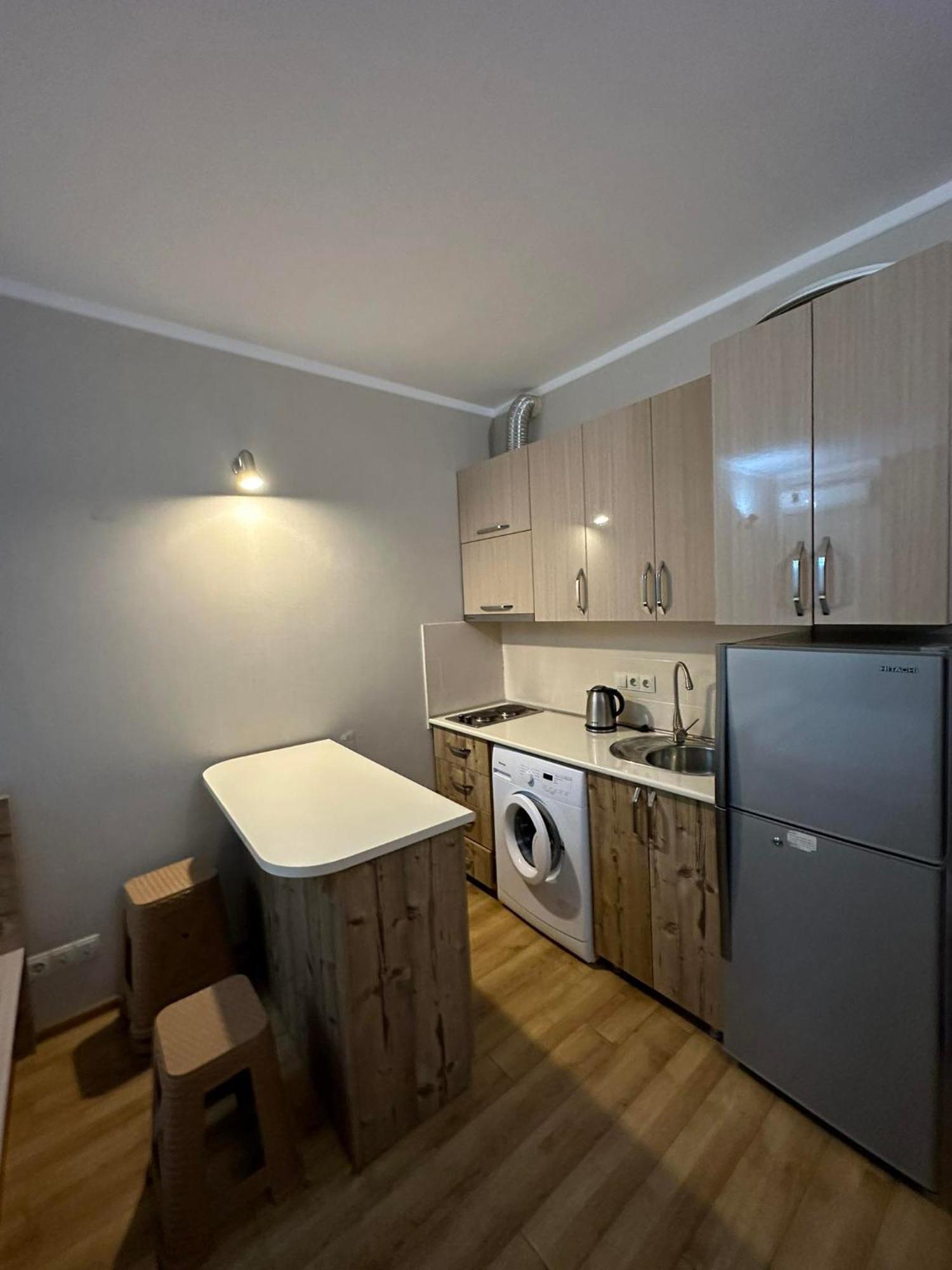 Ferienwohnung Mariam Sea Towers Batumi Exterior foto