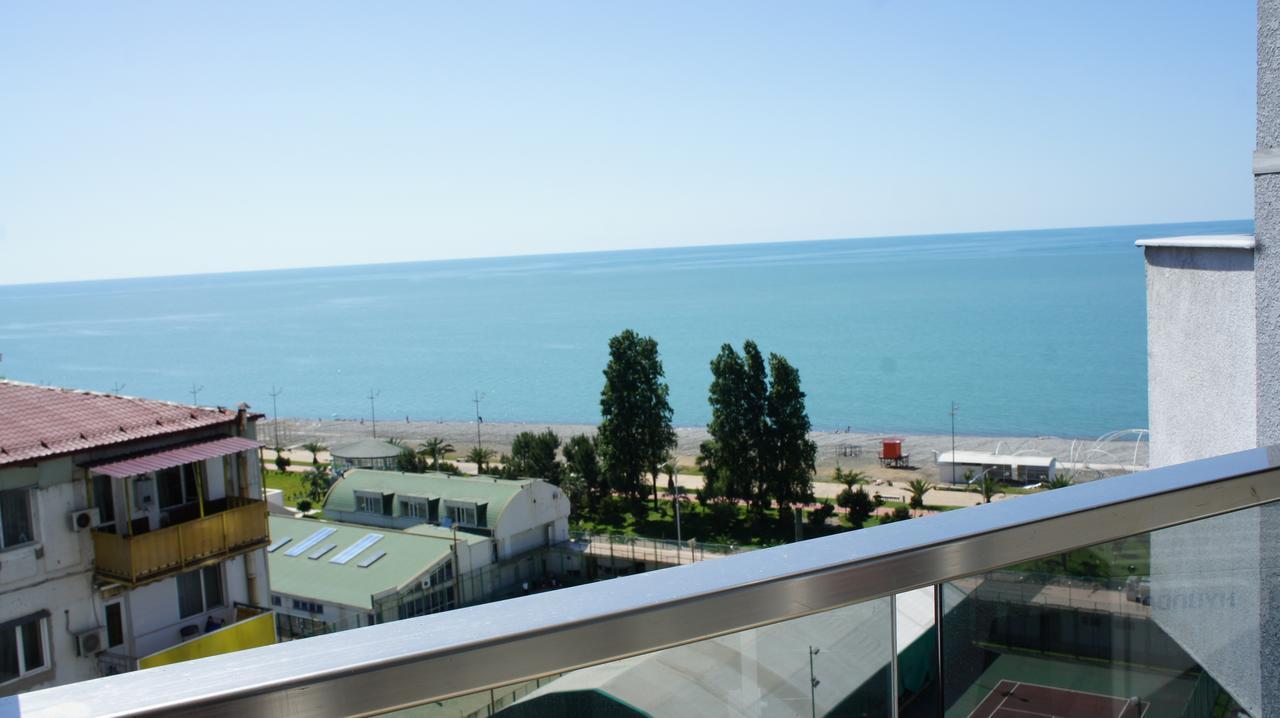 Ferienwohnung Mariam Sea Towers Batumi Exterior foto